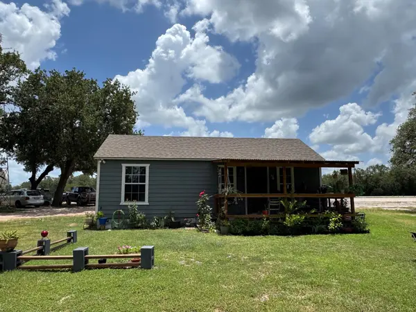 2443 East Old State Highway 71 HWY, La Grange, TX 78945