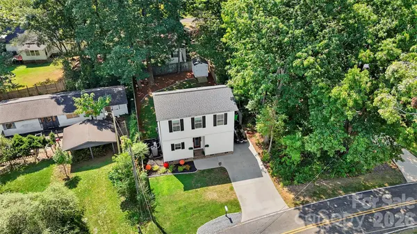444 S Shore DR, Lexington, NC 27292