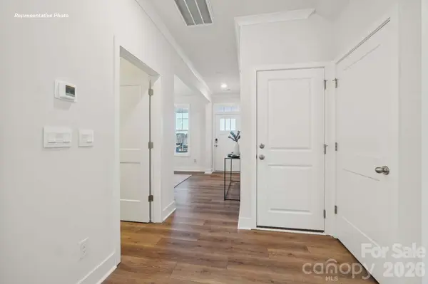 6414 Cherrybark Oak LN, Huntersville, NC 28078