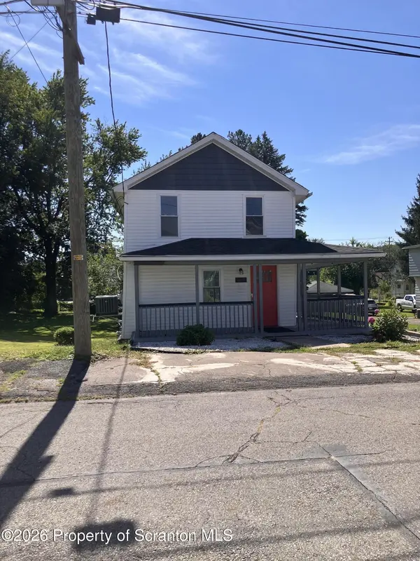 1214 Harriet ST, Dickson City, PA 18519