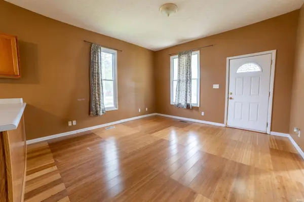 903 S Second ST, Boonville, IN 47601