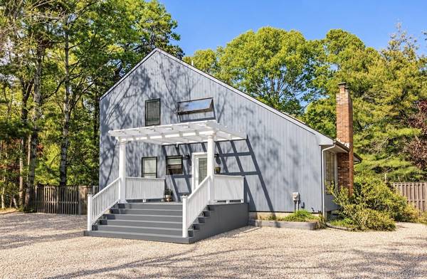 37 Blue Jay WAY, East Hampton, NY 11937