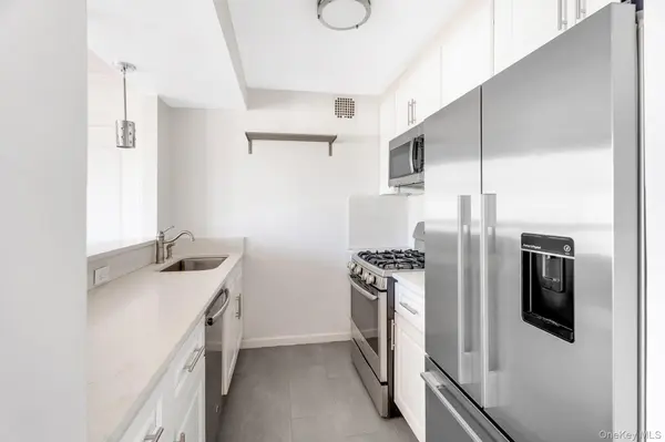9921 4th AVE #2H, Brooklyn, NY 11209