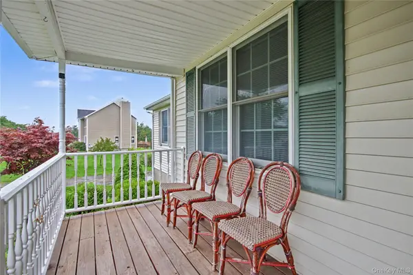 120 Mayfair RD, Poughquag, NY 12570