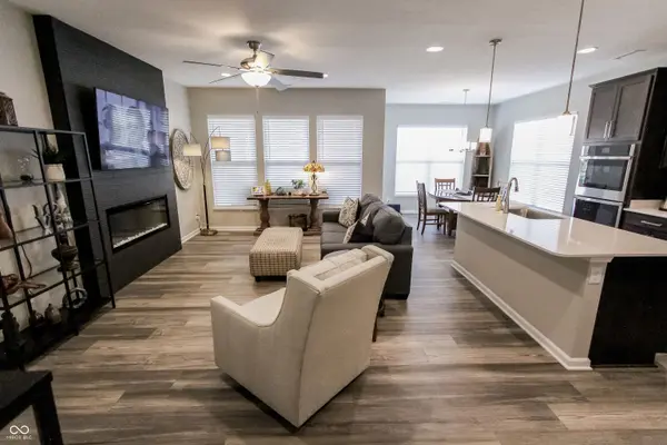 10641 Maidenhair DR, Indianapolis, IN 46239