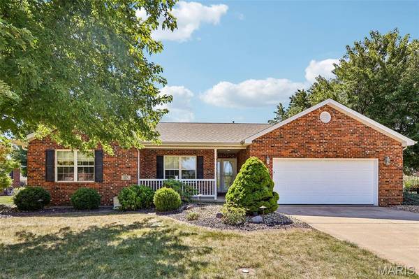 1056 Lakeview DR, Breese, IL 62230