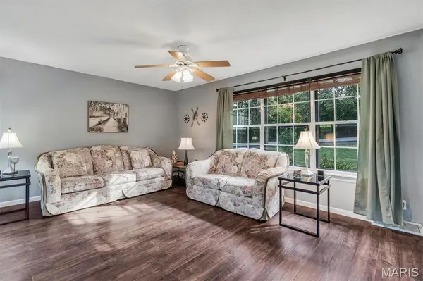 6003 Clearview DR, House Springs, MO 63051