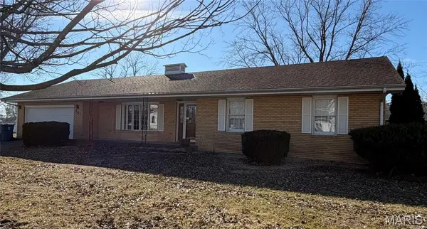 305 E 3rd ST, Shelbyville, MO 63469