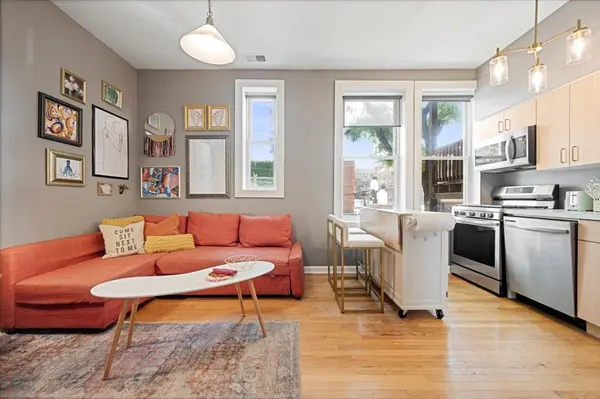 4053 N Sheridan RD #3, Chicago, IL 60613