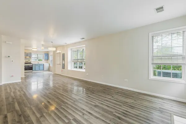 349 Sheffield DR #349, Schaumburg, IL 60194