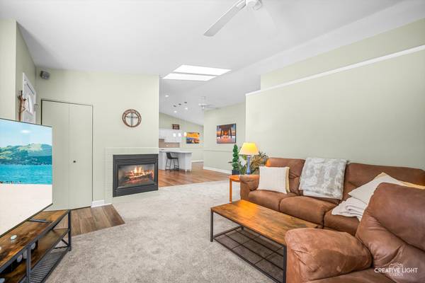 687 S Elizabeth ST, Maple Park, IL 60151