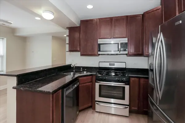 1939 W GRANVILLE AVE #1, Chicago, IL 60660