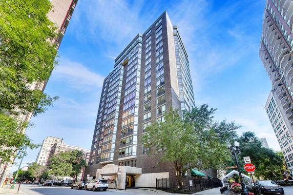 21 W Goethe ST #10L, Chicago, IL 60610