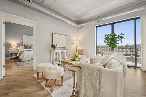 3125 W Fullerton AVE #419, Chicago, IL 60647