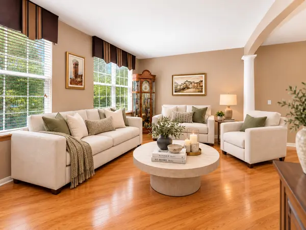 505 Pheasant TRL, St. Charles, IL 60174