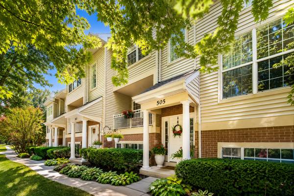 505 Pheasant TRL, St. Charles, IL 60174
