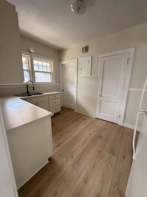 308 Brown ST #1, Valparaiso, IN 46383
