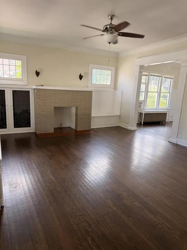 308 Brown ST #1, Valparaiso, IN 46383