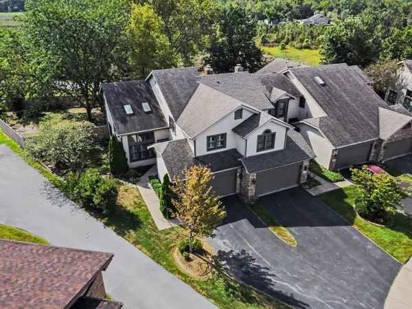 255 Barbara Jean DR, Schererville, IN 46375