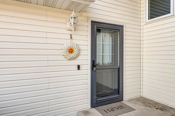 1063 Prairie View DR SW, Hutchinson, MN 55350