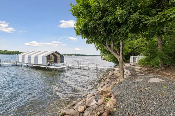 28028 Woodside RD, Shorewood, MN 55331