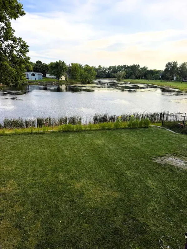 513 Homestead RD, Mankato, MN 56001