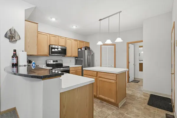 9617 Alvarado LN N, Maple Grove, MN 55311