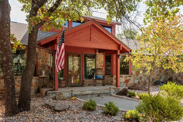 12924 Three Oaks DR, Jones, OK 73049