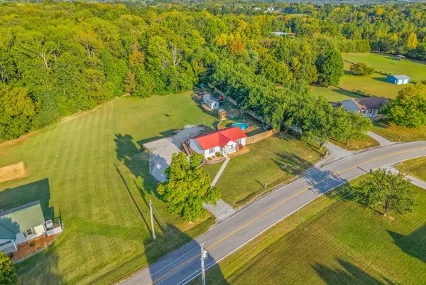 2651 Holt Ln, Clarksville, TN 37043