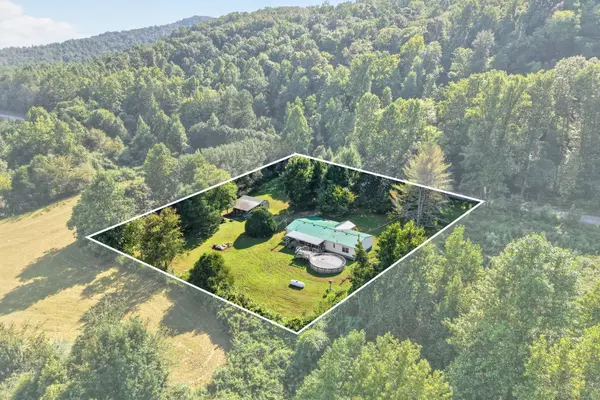 5727 Cane Creek Cummingsville Rd, Spencer, TN 38585