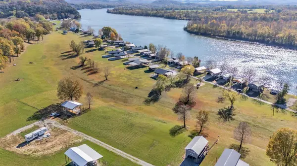 0 WC Pickett, Clifton, TN 38425