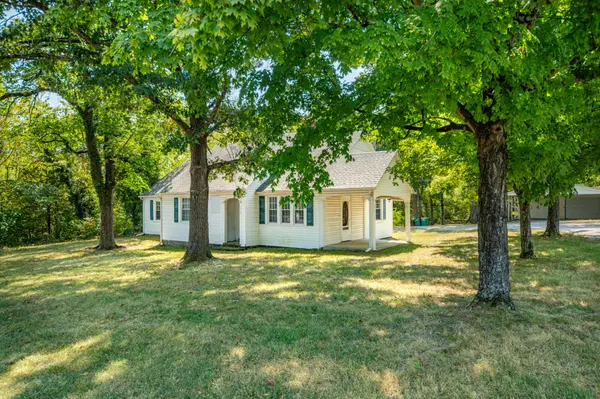 917 W Commerce St, Lewisburg, TN 37091