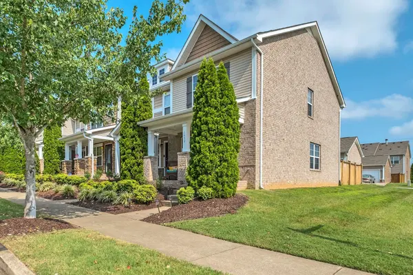 1439 Riverbrook Dr, Hermitage, TN 37076