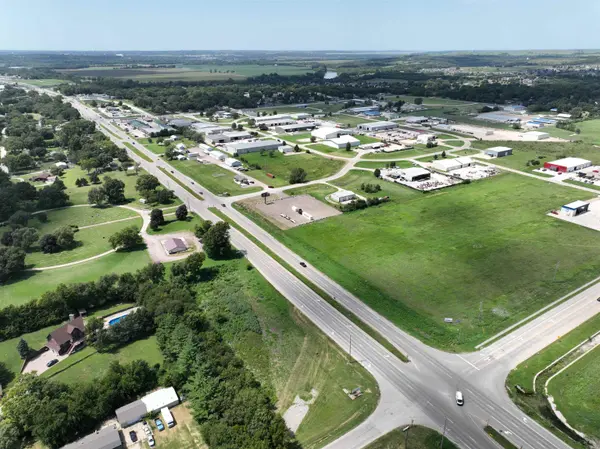 0000 HWY 24, Manhattan, KS 66502
