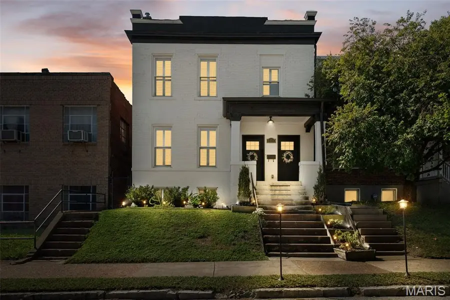 2810 Saint Vincent AVE, St Louis, MO 63104