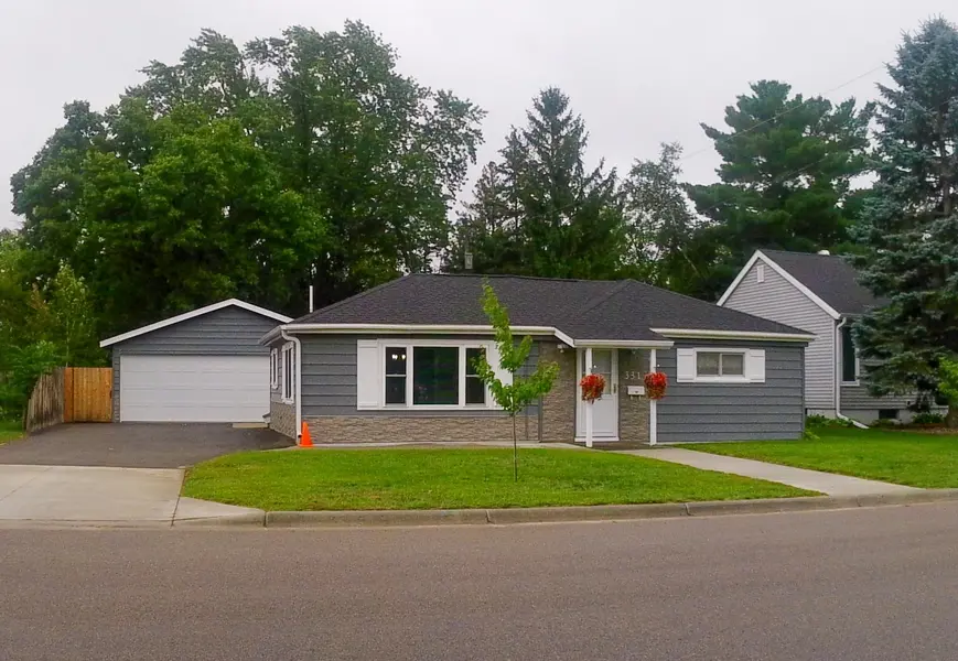 331 4th AVE SW, Perham, MN 56573