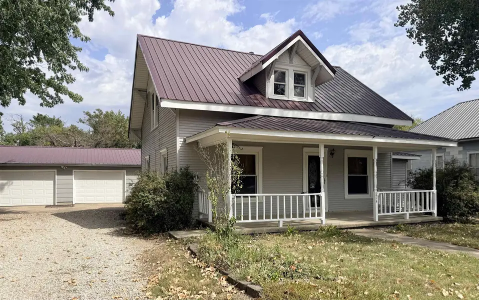214 W Main, Lincolnville, KS 66858