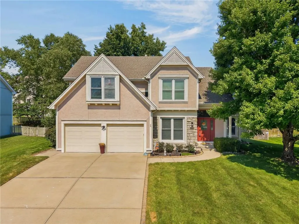 1312 Hillary DR, Liberty, MO 64068