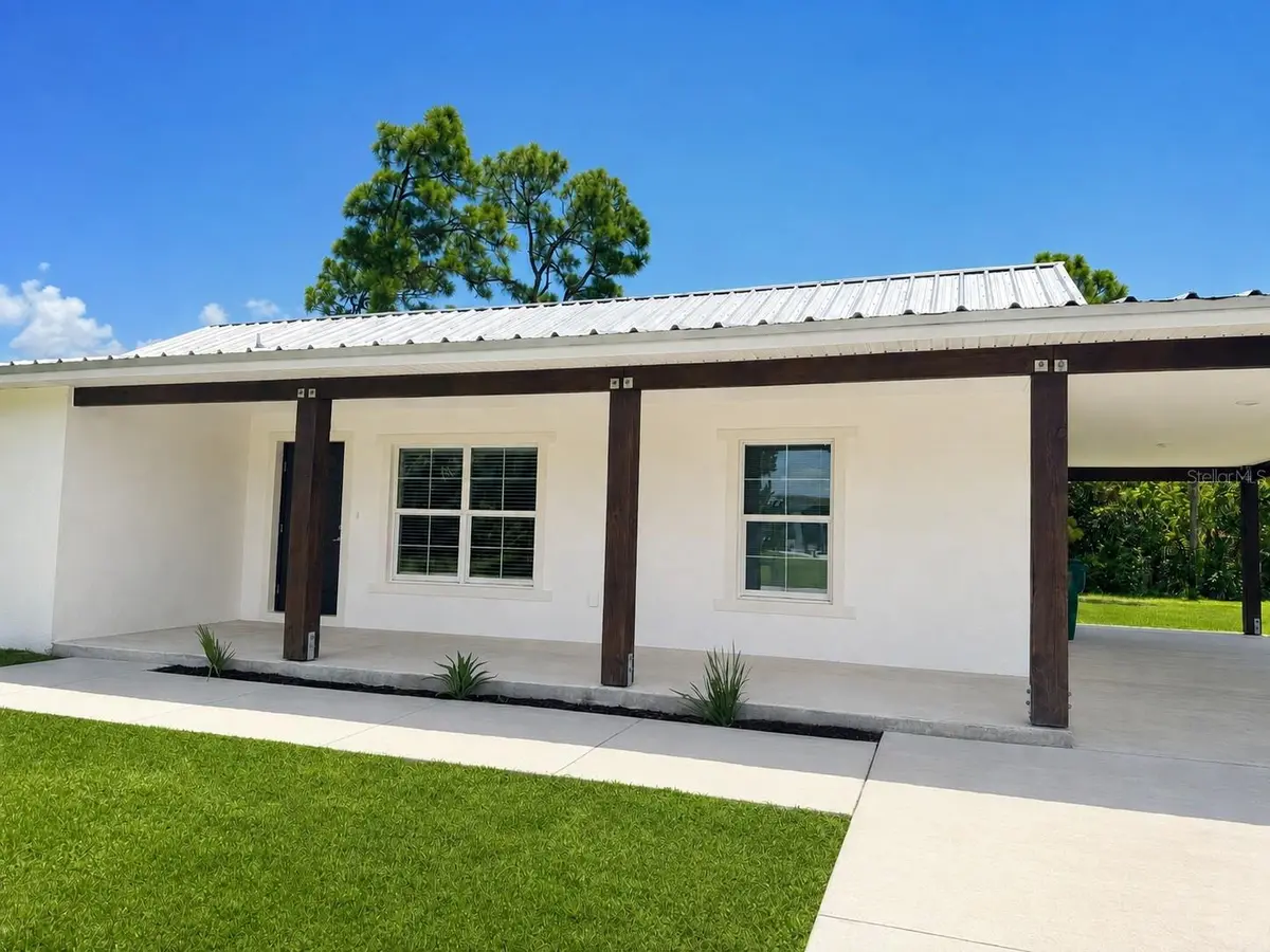 421 CHAMBER ST NW, Port Charlotte, FL 33948