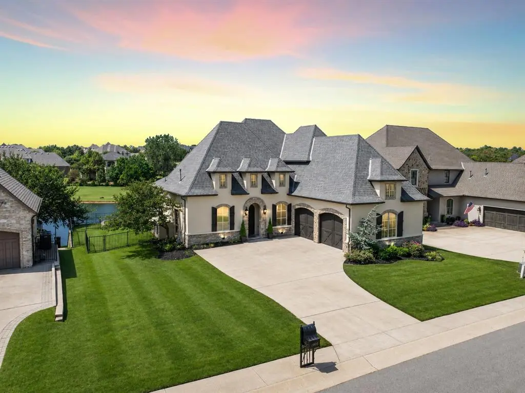 4517 Roundup RD, Edmond, OK 73034