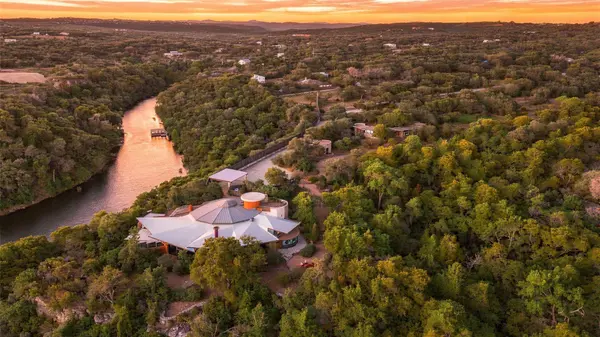 4002 Tyx Trail, Spicewood, TX 78669