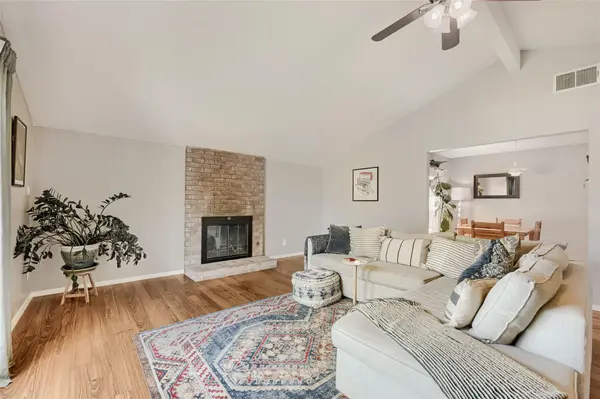 215 Cloudview DR, Austin, TX 78745