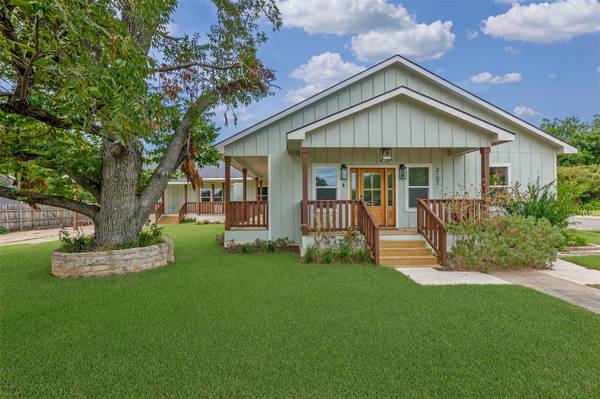 2102 S Church ST, Georgetown, TX 78626