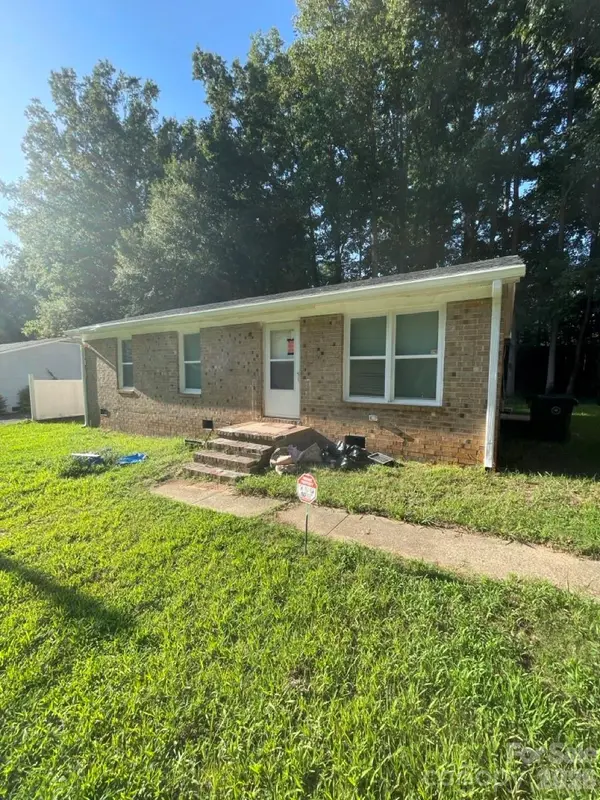 133 Hickory LN, York, SC 29745