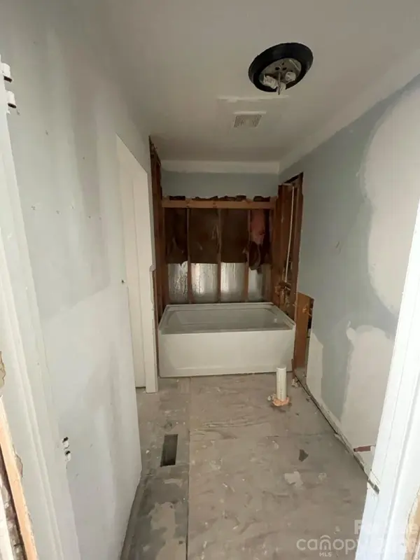 133 Hickory LN, York, SC 29745