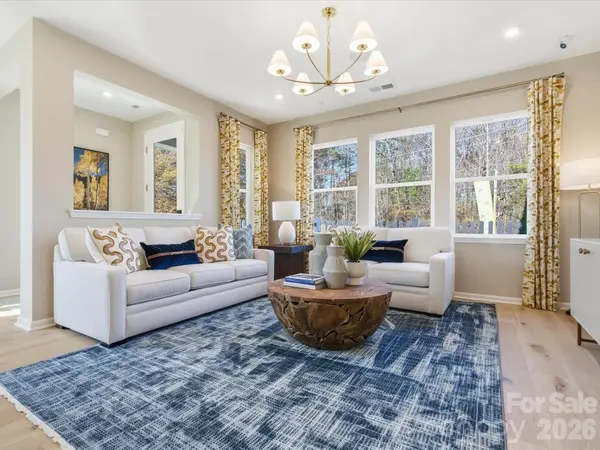 7211 Archimedes LN, Charlotte, NC 28216