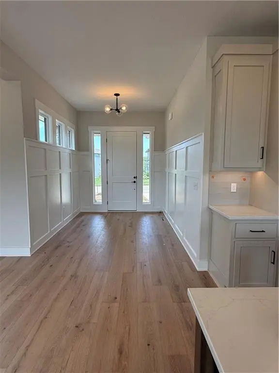18612 Ironwood ST, Overland Park, KS 66085