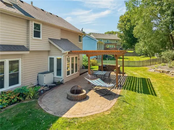 1312 Hillary DR, Liberty, MO 64068
