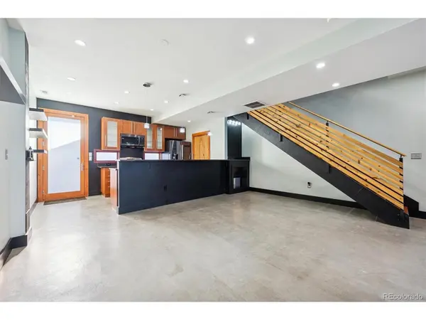 1544 Zenobia #103, Denver, CO 80204