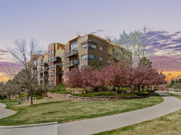 9019 E Panorama #D204, Englewood, CO 80112